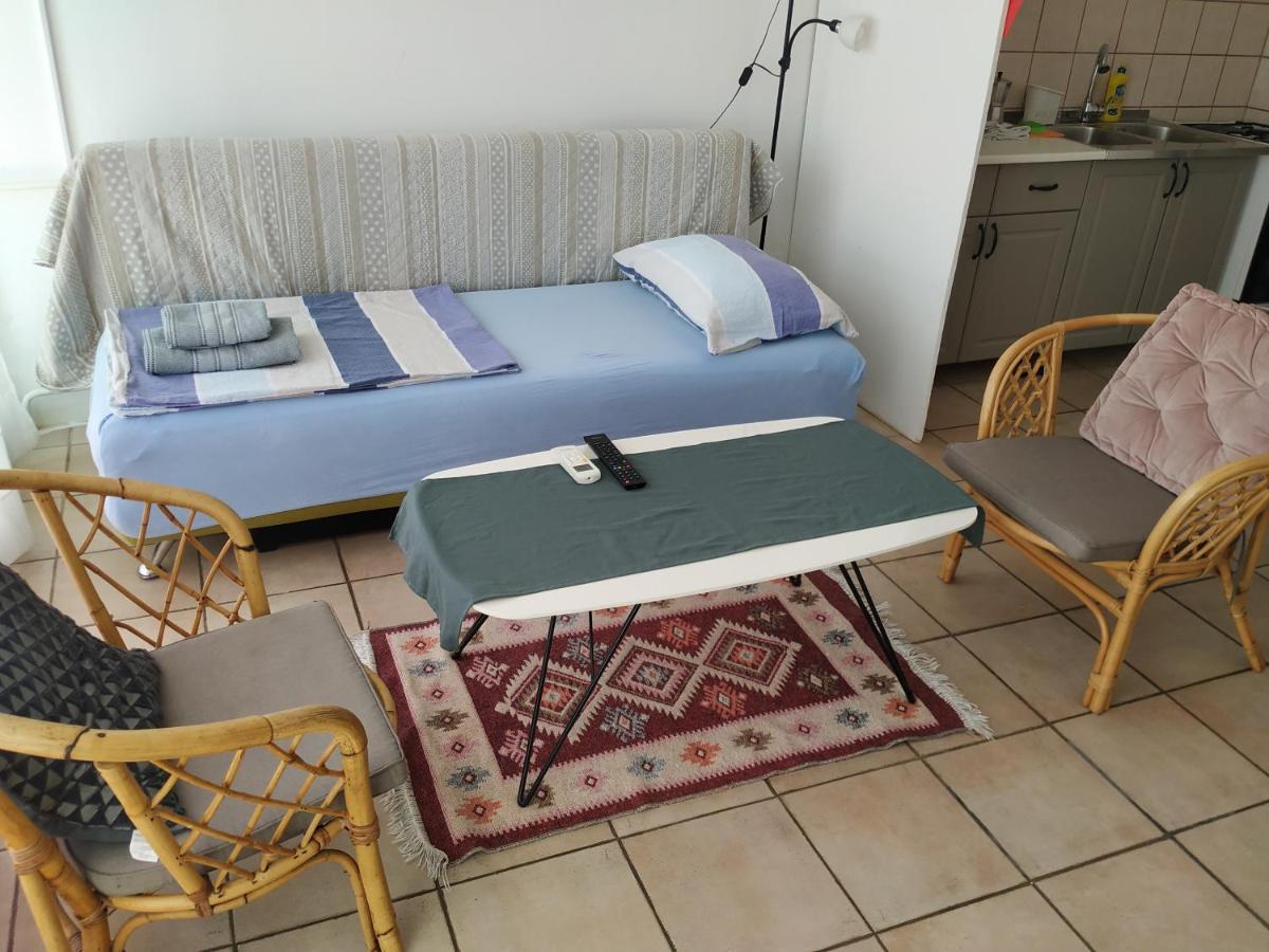 Apartmani Zlatko Pula Exteriör bild