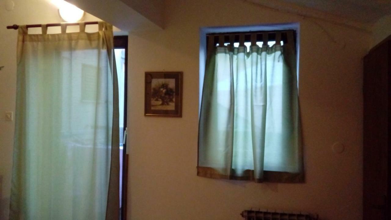 Apartmani Zlatko Pula Exteriör bild